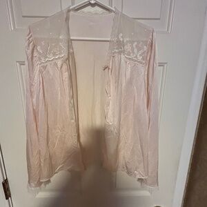 Eaton's Vanity Fair Light Bed Jacket